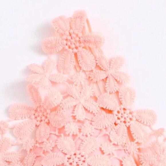 NEW!
Pink Daisy Flower Crochet Lace Bralette - Picture 4 of 7